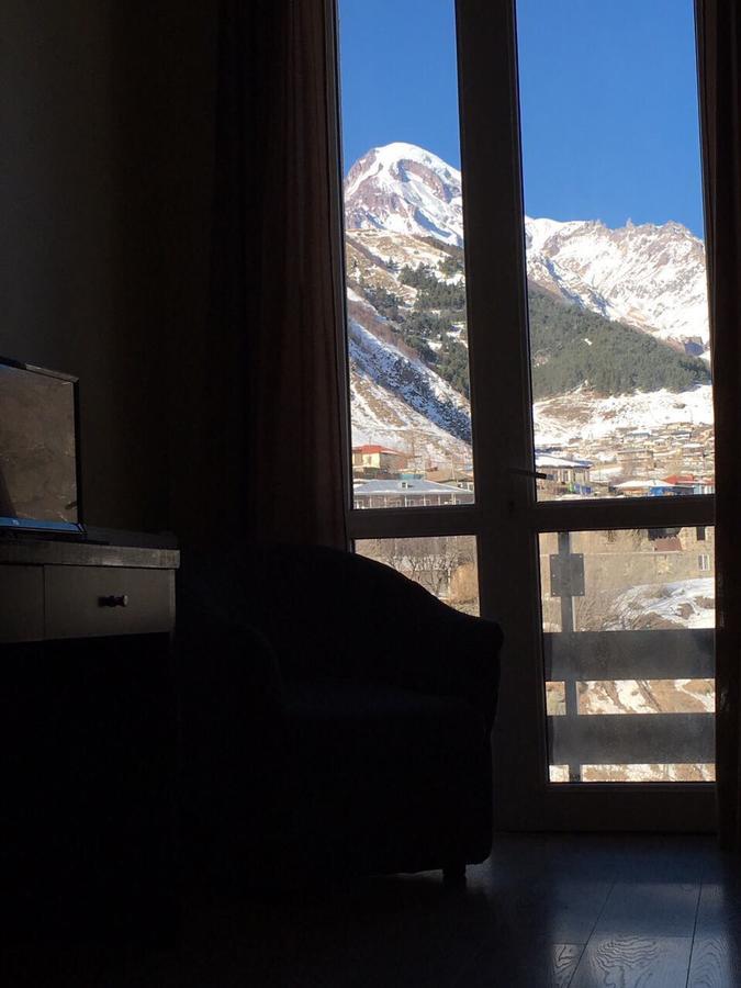 Hotel Stepantsminda Kazbegi Exterior photo
